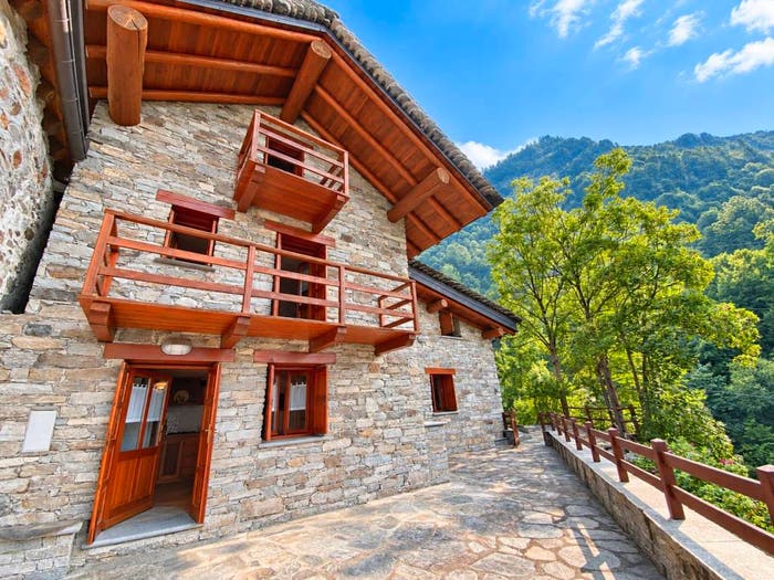 Casa con 5 locali in vendita in Strada Provinciale RimascoCarcoforo, Alto Sermenza