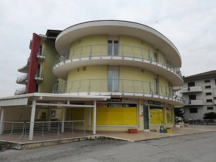 Appartamento bilocale in vendita in Via Giuseppe Ungaretti, Corropoli