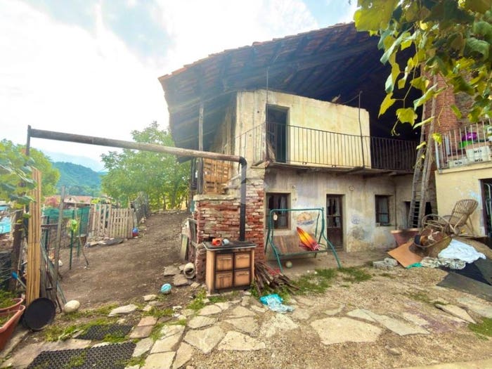 Casa quadrilocale in vendita in Via Ruata Sangone, Centro, Giaveno