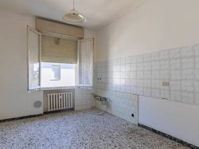 Appartamento con 5 locali in vendita in Via Ipocrate, Villaggio Giardino, Modena