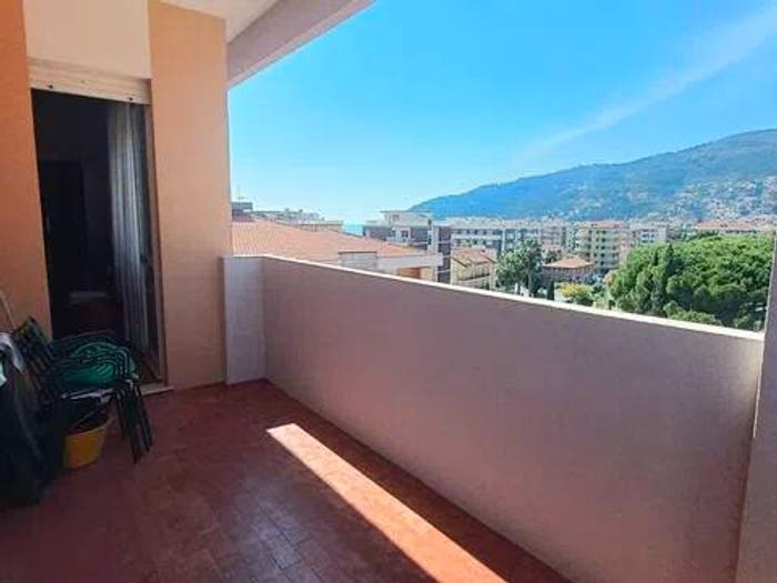 Appartamento trilocale in vendita in Viale Giuseppe Mazzini, Marina Di Andora, Andora