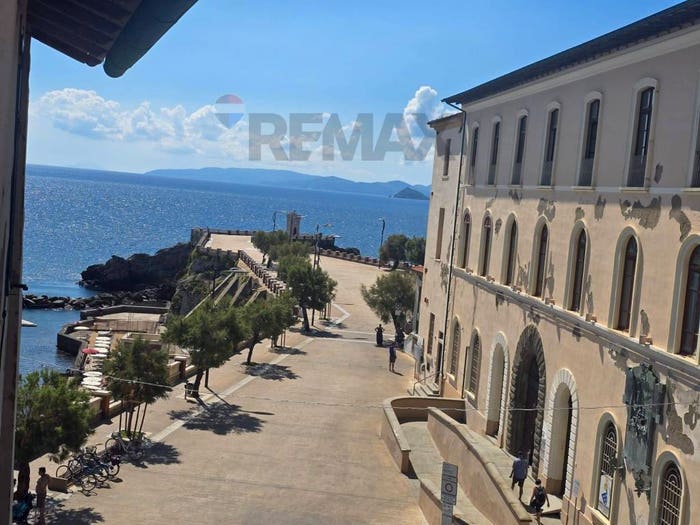 Appartamento bilocale in vendita in Centro, Piombino