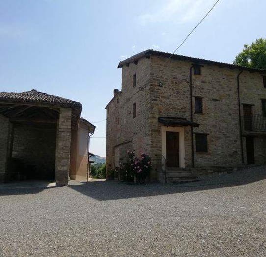Casa trilocale in vendita in Piozzano