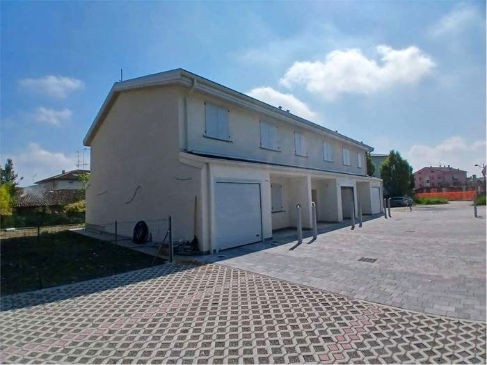 Casa con 5 locali in vendita in Massenzatico Pratofontana, Reggio Emilia