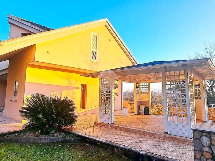 Casa con 5 locali in vendita in Via Prefelci, Le Rase Vetiche, Frosinone