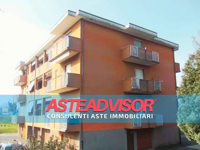 Appartamento con 5 locali in vendita in Via Delle Cascate, Centro, Cassano d'Adda