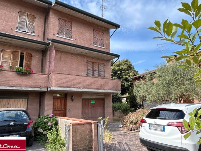 Casa con 5 locali in vendita in Via Briosi, Via Pomposa, Ferrara