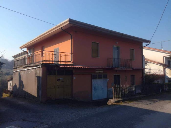 Casa con 6 locali in vendita in Via Fresine Vasciotte, Centro, Ferentino