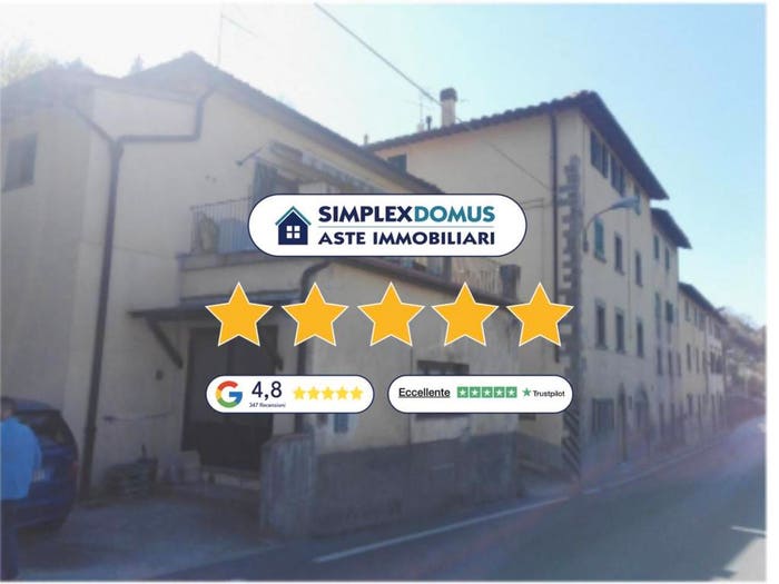 Appartamento con 6 locali in vendita in Via G Garibaldi, Centro, Rufina