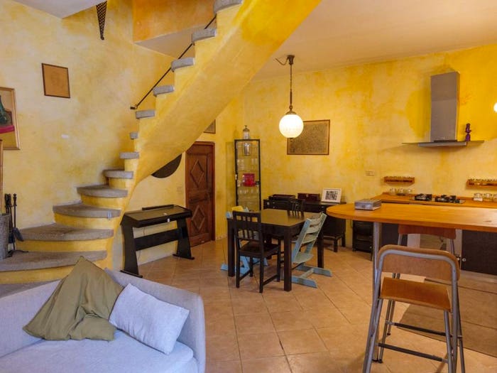 Casa quadrilocale in vendita in Via Umberto I, Centro, Castelnuovo di Porto