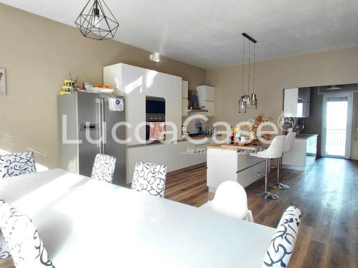 Casa con 6 locali in vendita in Via di Castelvecchio, Colle di Compito Castelvecchio, Capannori