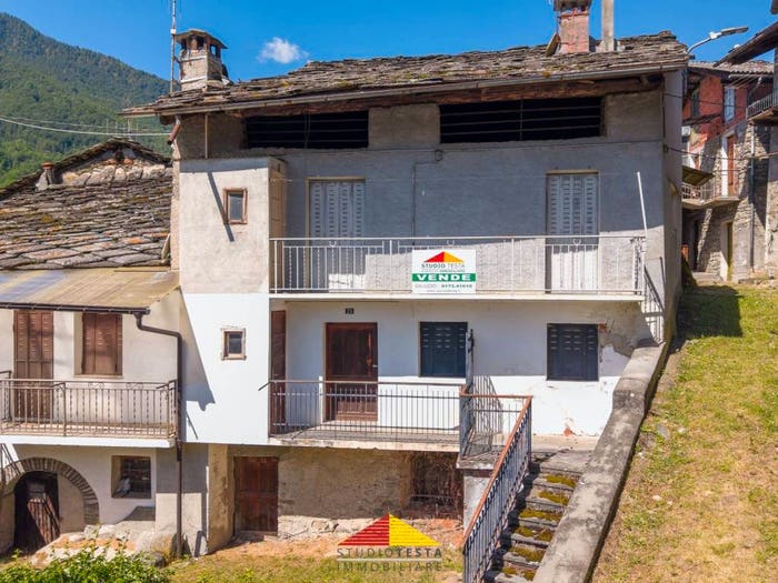 Casa con 5 locali in vendita in Borgata Ponte, Sampeyre