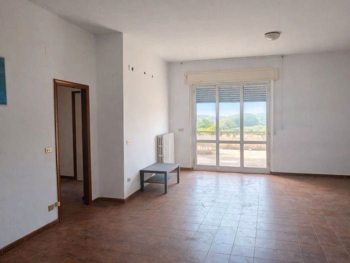 Appartamento con 5 locali in vendita in San Giuseppe, Jesi