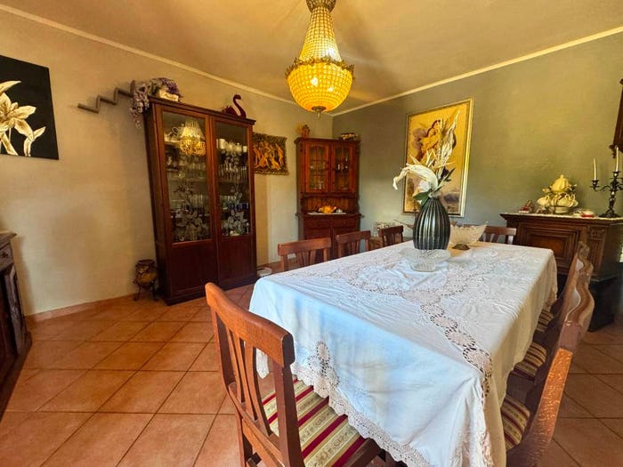 Casa con 5 locali in vendita in Casano Dogana Isola, Luni