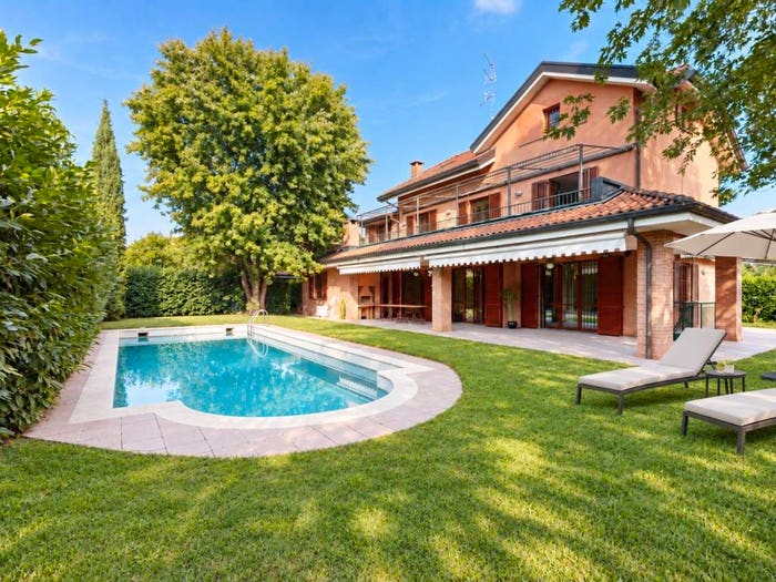 Casa con 6 locali in vendita in Via Maggio, Segrate Centro, Segrate