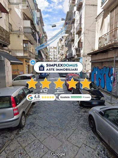 Appartamento quadrilocale in vendita in Via Bartolomeo Chioccarelli, Mercato, Napoli