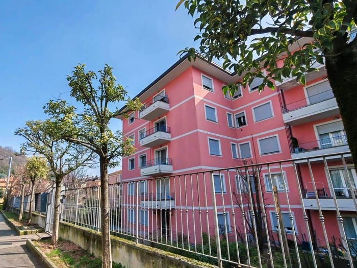 Appartamento trilocale in vendita in Camerlata Rebbio, Como