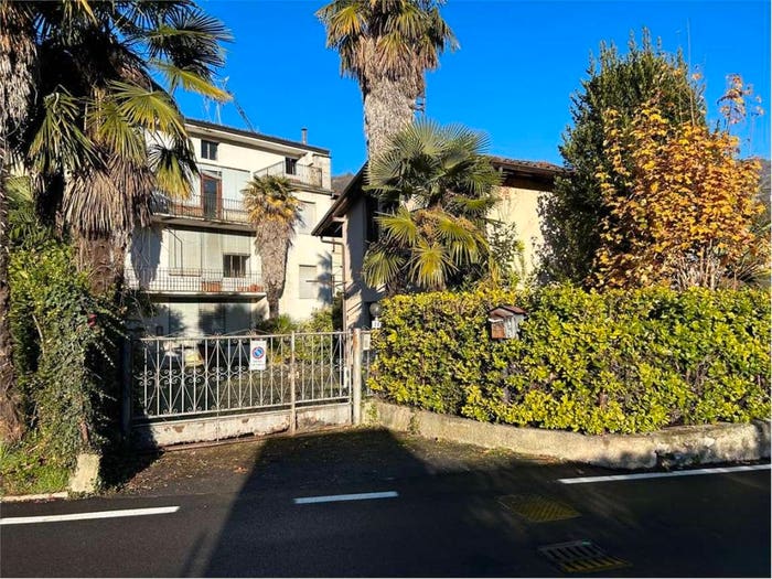 Casa con 6 locali in vendita in Via IV Novembre, Casazza