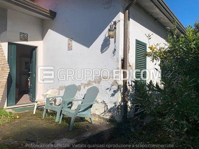 Appartamento con 5 locali in vendita in Via Fratelli Rosselli, Cinquale, Montignoso