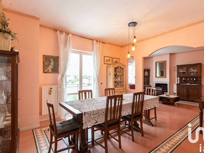 Appartamento con 5 locali in vendita in Via Fermana Nord, Centro, Montegranaro