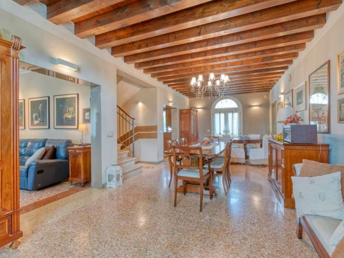 Casa con 6 locali in vendita in Via Roma, Noventa, Noventa Padovana