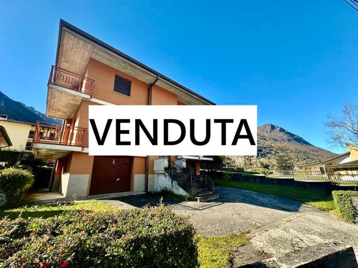 Casa con 6 locali in vendita in via Leonardo da vinci, Centro, Cortenova