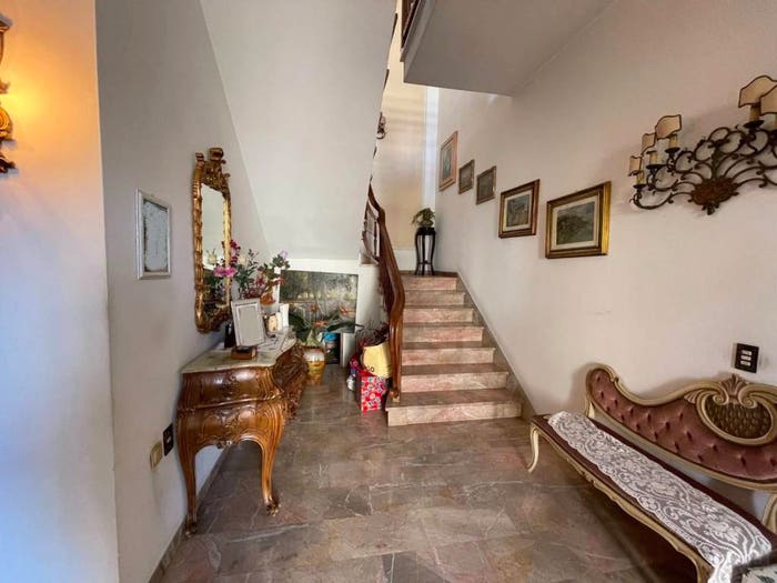Casa con 6 locali in vendita in Pretura Sanzio, Empoli