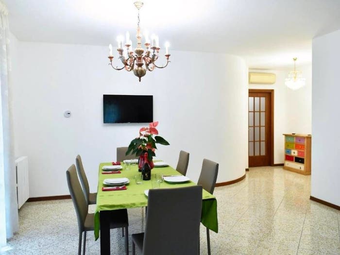 Appartamento quadrilocale in vendita in VIA ROSMINI, Centro, Abano Terme