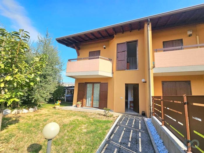 Casa quadrilocale in vendita in Via Giovanni Pascoli, Centro, Calvagese della Riviera
