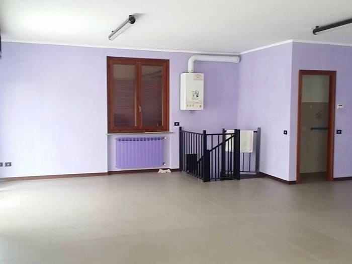Appartamento trilocale in vendita in Via Nizza, Centro, Ponte Nizza