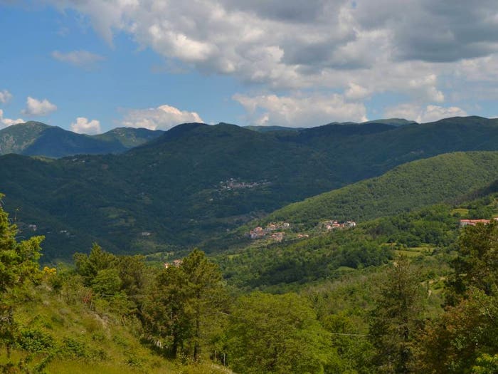 Casa con 6 locali in vendita in Via Italia, Carro