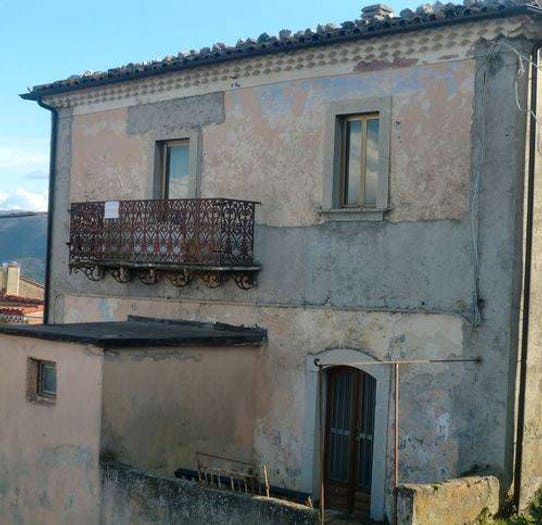 Casa con 5 locali in vendita in Via Annunziata, Rocchetta Alta, Rocchetta a Volturno