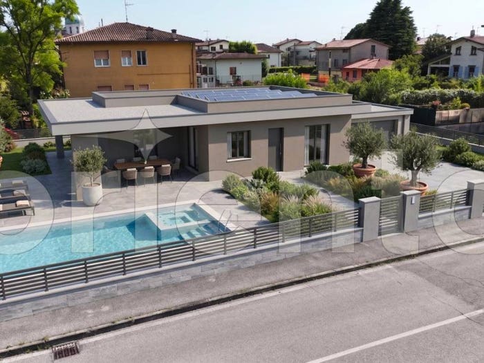 Casa quadrilocale in vendita in Via Sant'Angela Merici, Centro, Montichiari