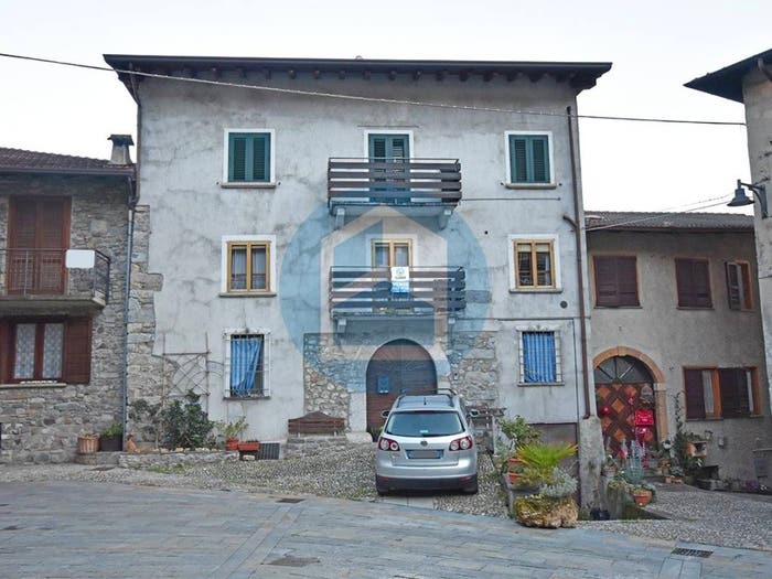 Appartamento con 5 locali in vendita in Piazza Morciuolo Cemmo Capo di Ponte BS, Centro, Capo di Ponte