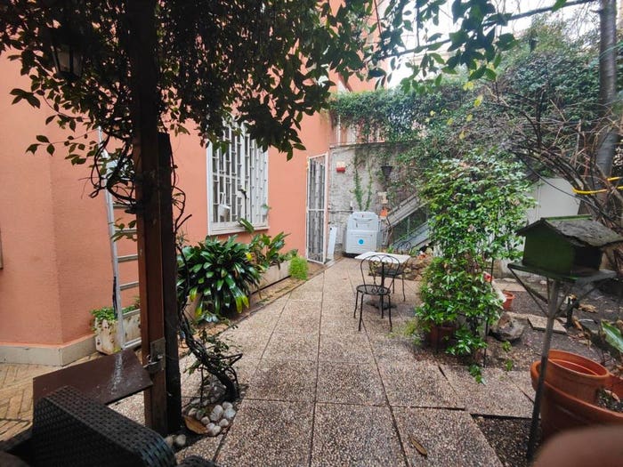 Appartamento trilocale in vendita in Via Acaia, San Giovanni, Roma