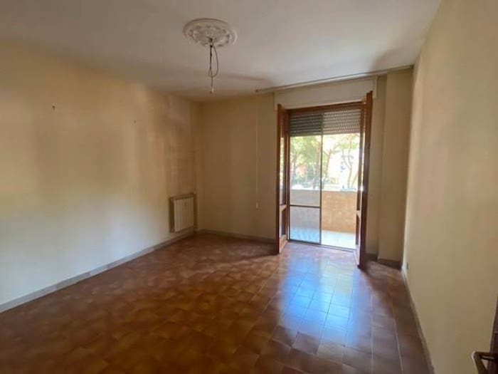 Appartamento con 5 locali in vendita in Via Ludovico Antonio Muratori, La Rosa, Livorno