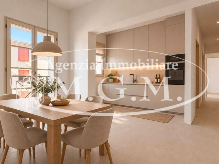 Appartamento quadrilocale in vendita in Villaggi Bellaria, Pontedera