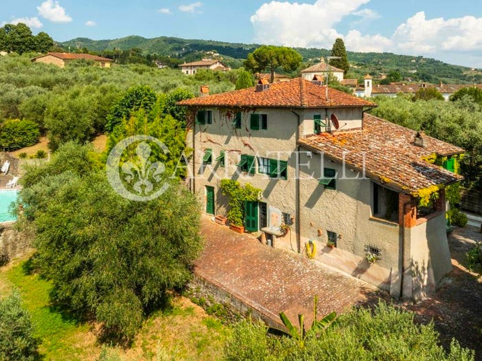 Casa con 6 locali in vendita in Via Spicchio, Spicchio, Lamporecchio