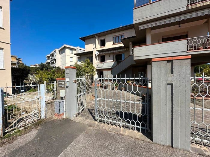 Casa con 6 locali in vendita in Via Berlino, Cassarello Senzuno Salciaina, Follonica