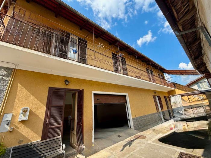 Casa con 6 locali in vendita in Via Pietro Sola Vescovo, San Bernardo San Giovanni, Carmagnola