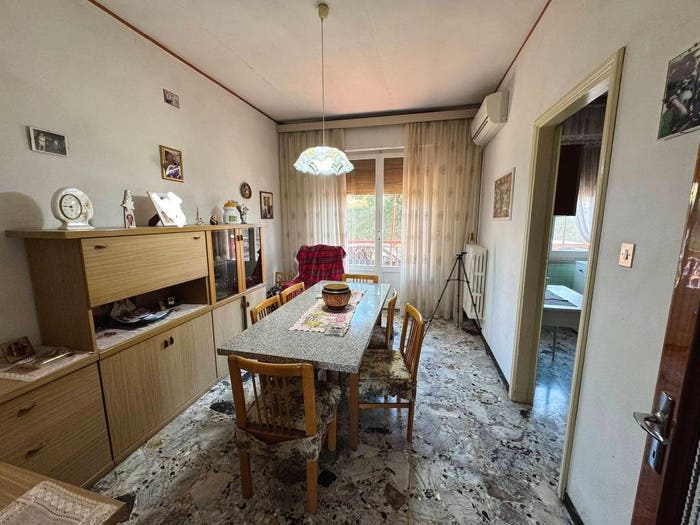 Casa con 6 locali in vendita in Centro, Monte San Giusto