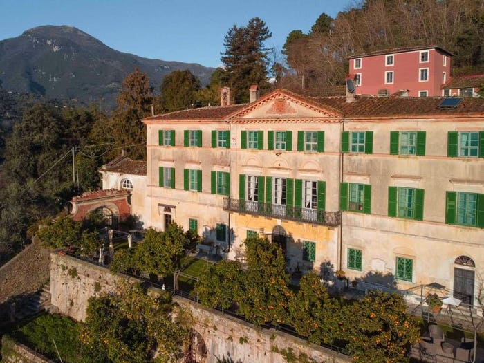 Casa con 6 locali in vendita in via del Cavallini, Camaiore Paese, Camaiore