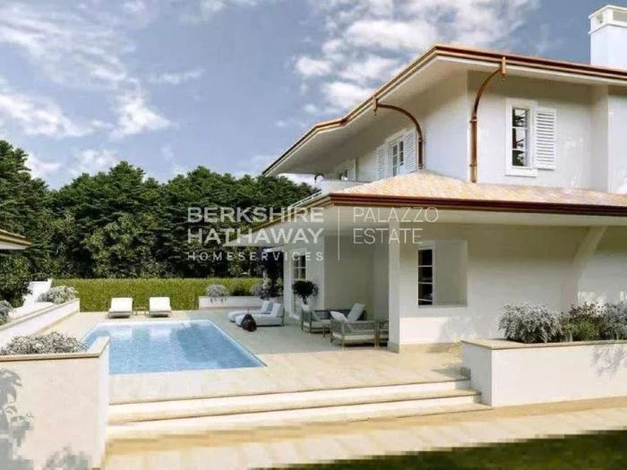 Casa con 6 locali in vendita in Roma Imperiale, Forte dei Marmi