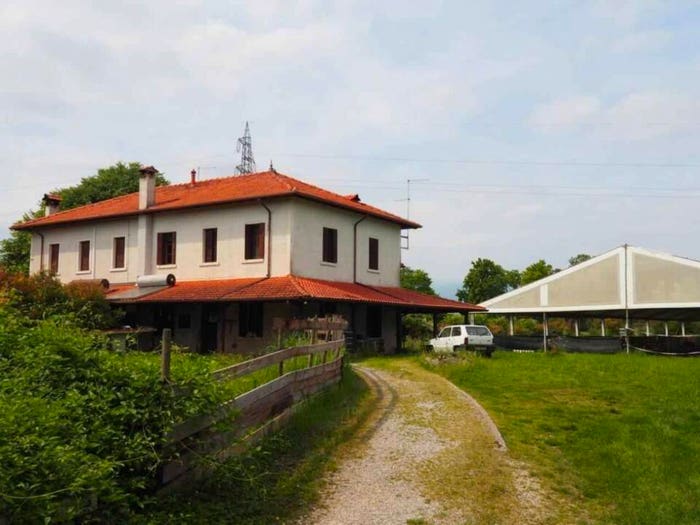 Casa quadrilocale in vendita in Frazione San Foca Via San Quirino, San Quirino