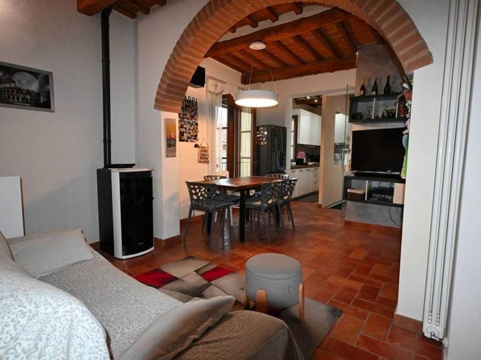 Appartamento con 6 locali in vendita in Bellavista, Poggibonsi