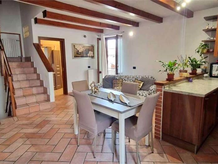 Casa quadrilocale in vendita in Via San Bernardo C, Cascine Enea, Cureggio