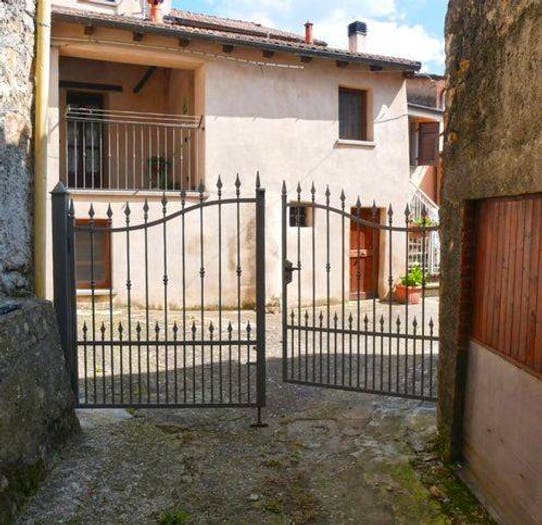 Casa con 5 locali in vendita in Via Medicea, Agnino, Fivizzano