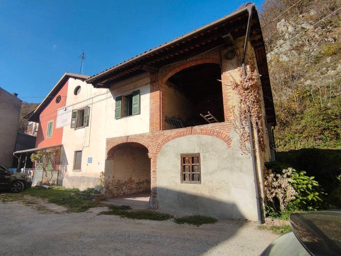 Casa quadrilocale in vendita in Via Principe Umberto, Centro, Frabosa Sottana