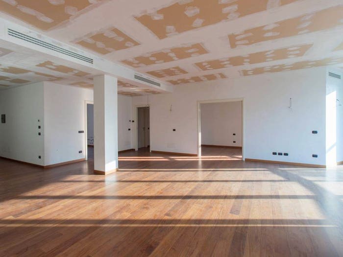 Casa con 6 locali in vendita in Via San Calocero, Corso Genova, Milano