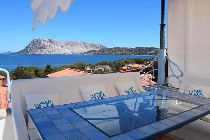Appartamento trilocale in vendita in San Teodoro